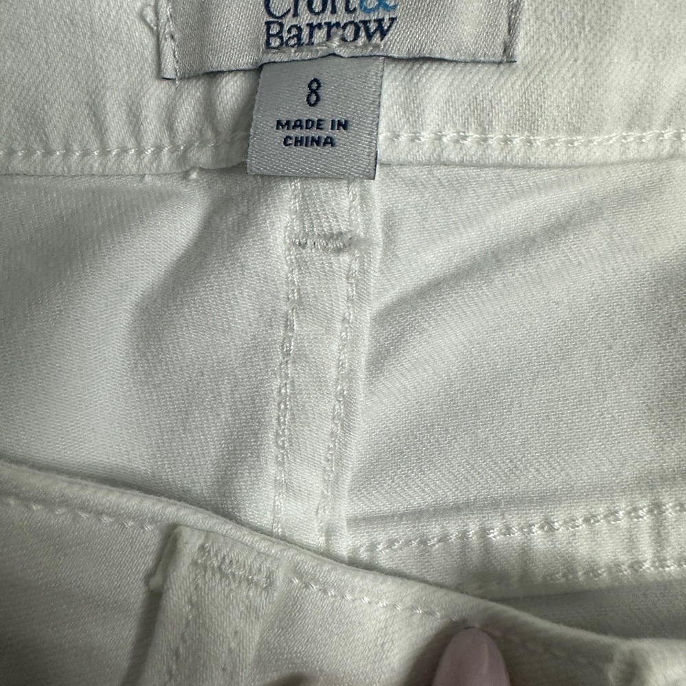 NWT Croft & Barrow White Cuffed Denim Ahorts - Picture 3 of 5